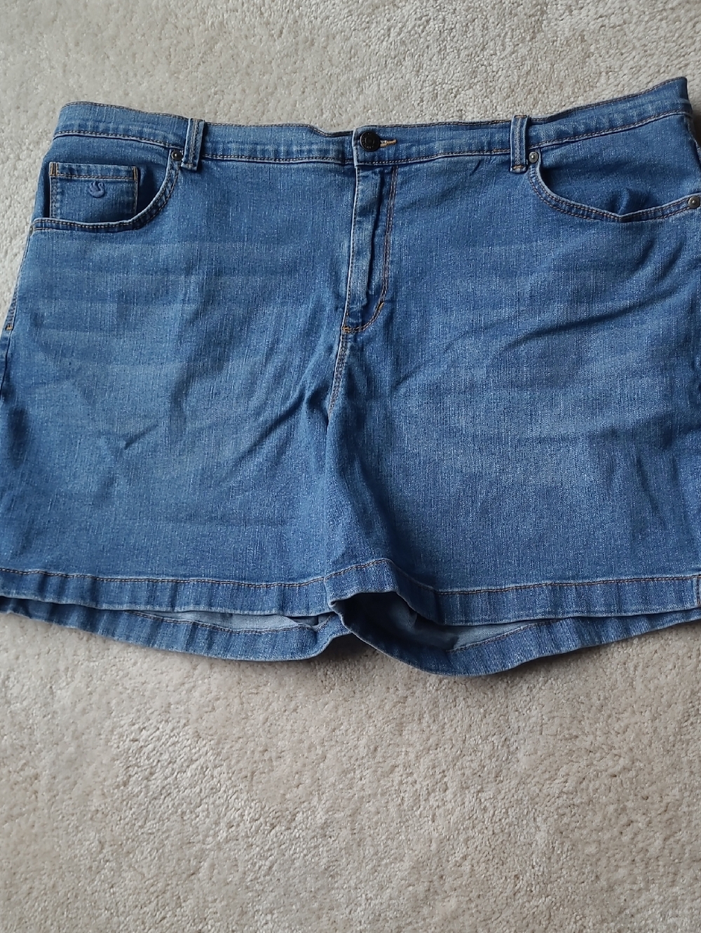 Gloria Vanderbilt Amanda Denim Shorts